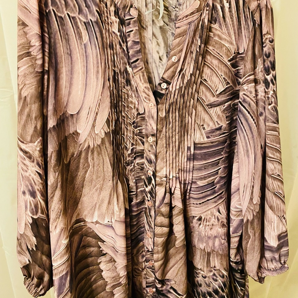 Melissa McCarthy blouse